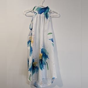 New. Women's Sleeveless floral dress. Size Medium. Ultra light.